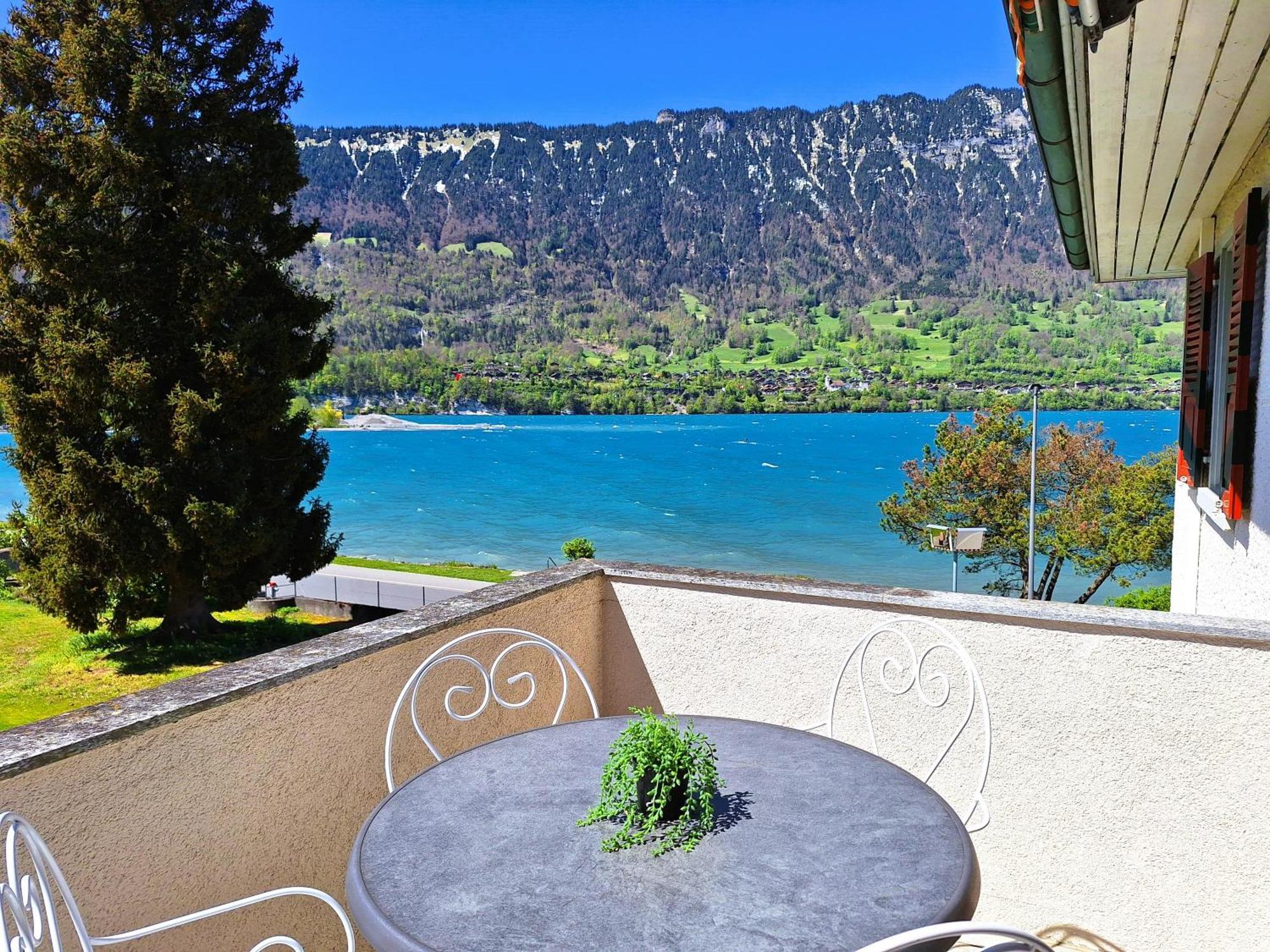 Lake House Bönigen エクステリア 写真