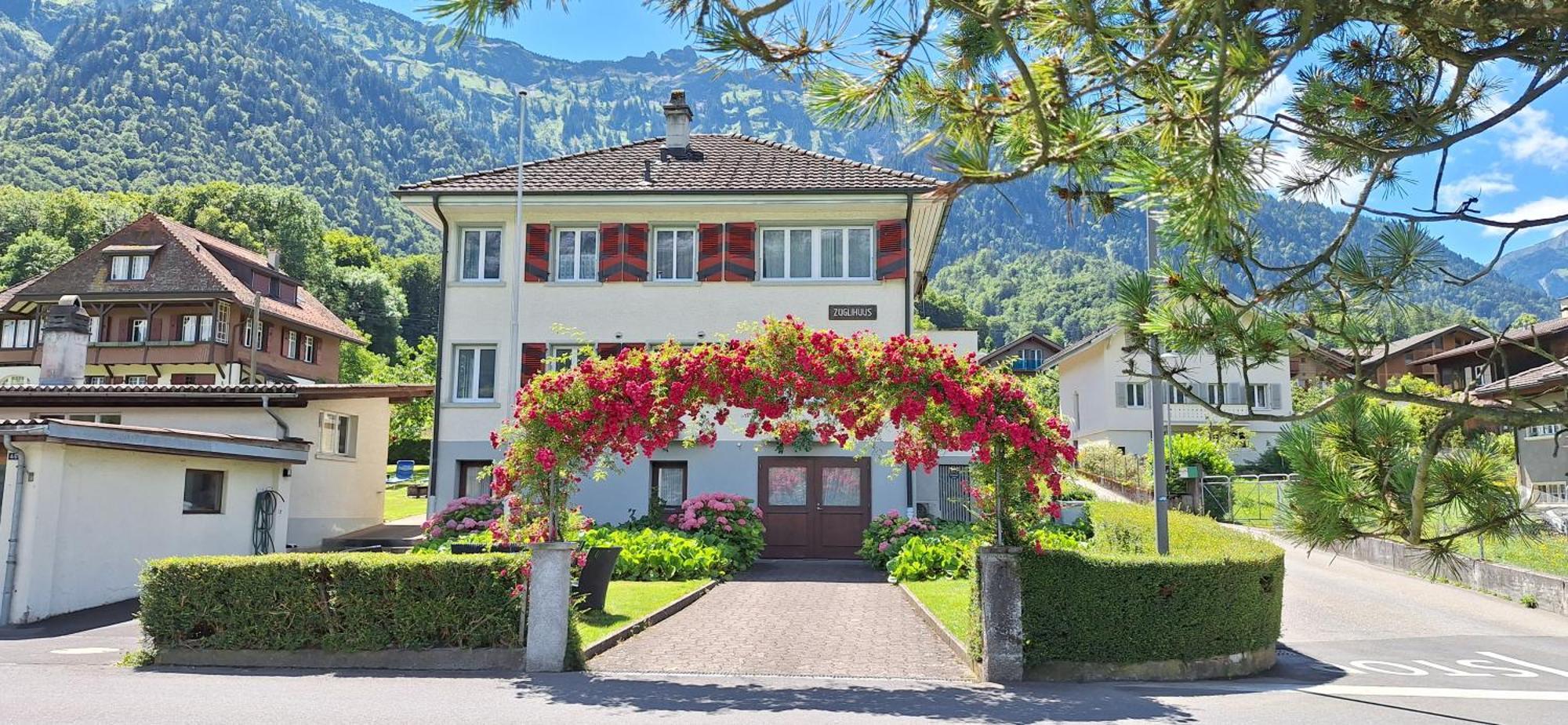 Lake House Bönigen エクステリア 写真